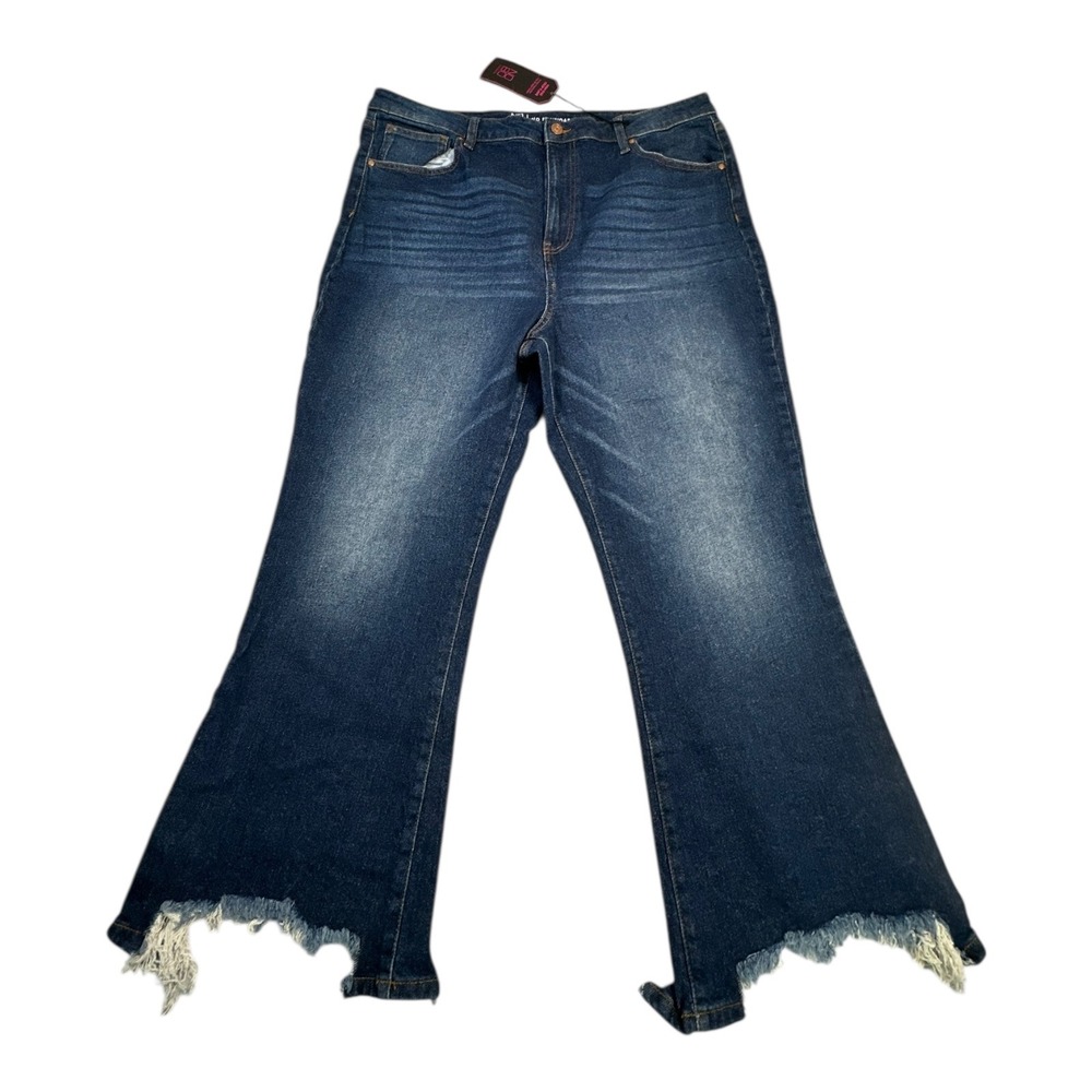 NO BOUNDARIES Womens High Rise Crop Flare Jeans‎ Distressed Fray Hem Size 19